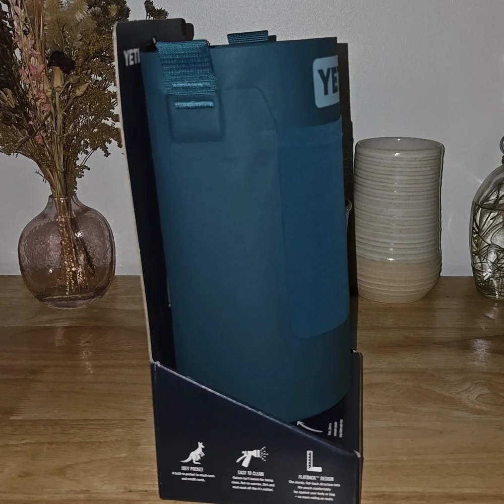YETI Large Rambler Bottle Sling in Agave Teal NWT In Original Packaging - Picture 4 of 5